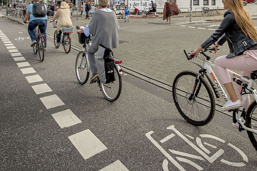 Radfahrstreifen in Hamburg Radfahrstreifen in Hamburg